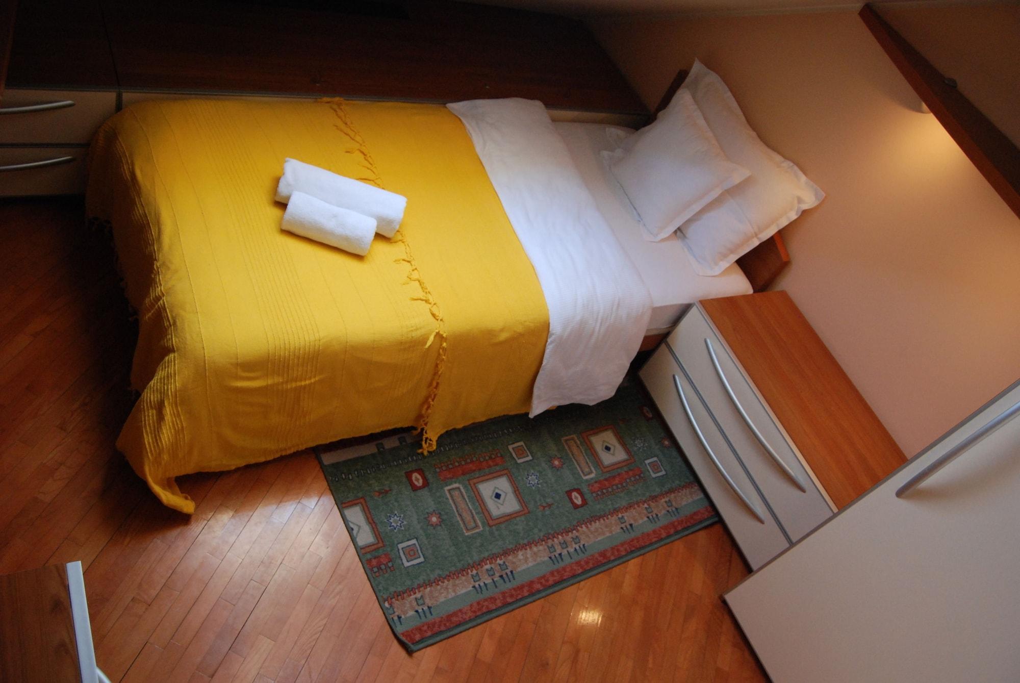 Car Royal Apartments And Rooms Novi Sad Ngoại thất bức ảnh